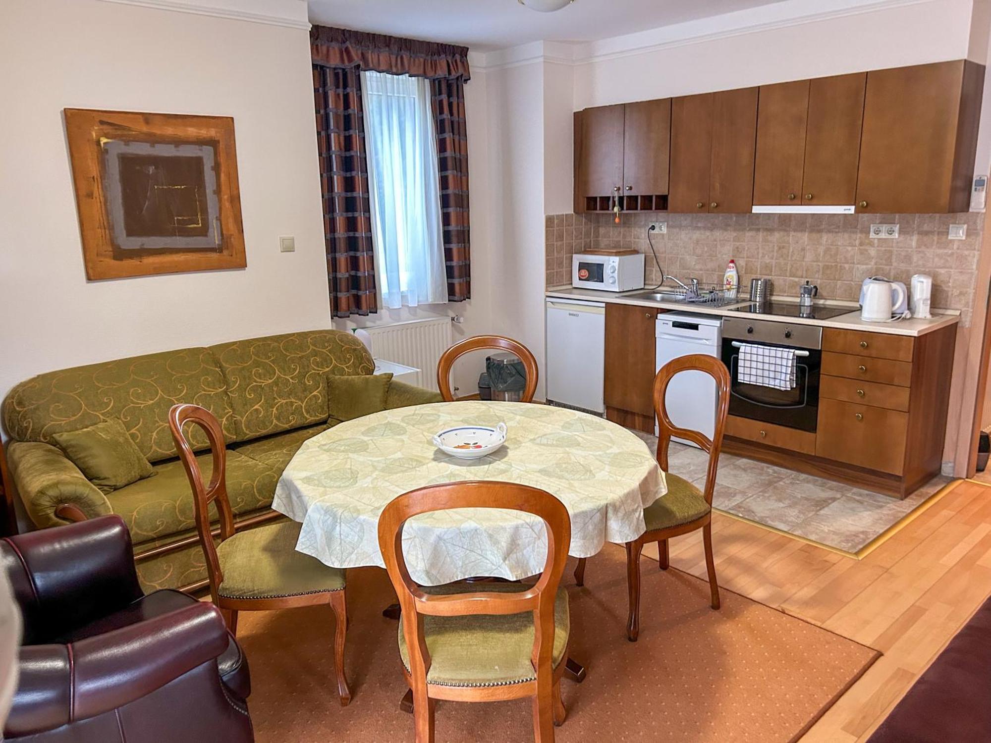Bernadett Villa Apartman 3 Bük Extérieur photo